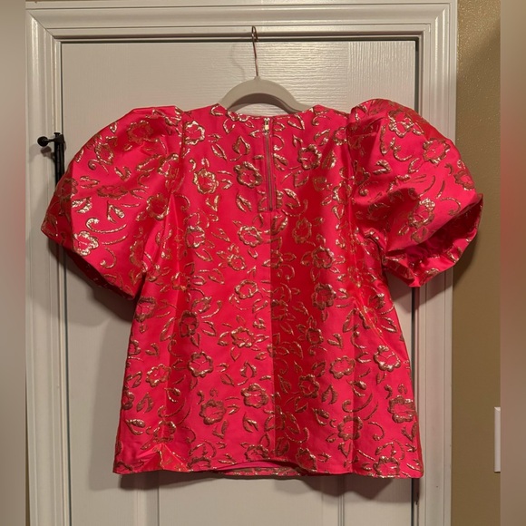Lilly Pulitzer Pratt Short Sleeved Floral Brocade Top |Pink Grenadine | Med - Picture 4 of 6